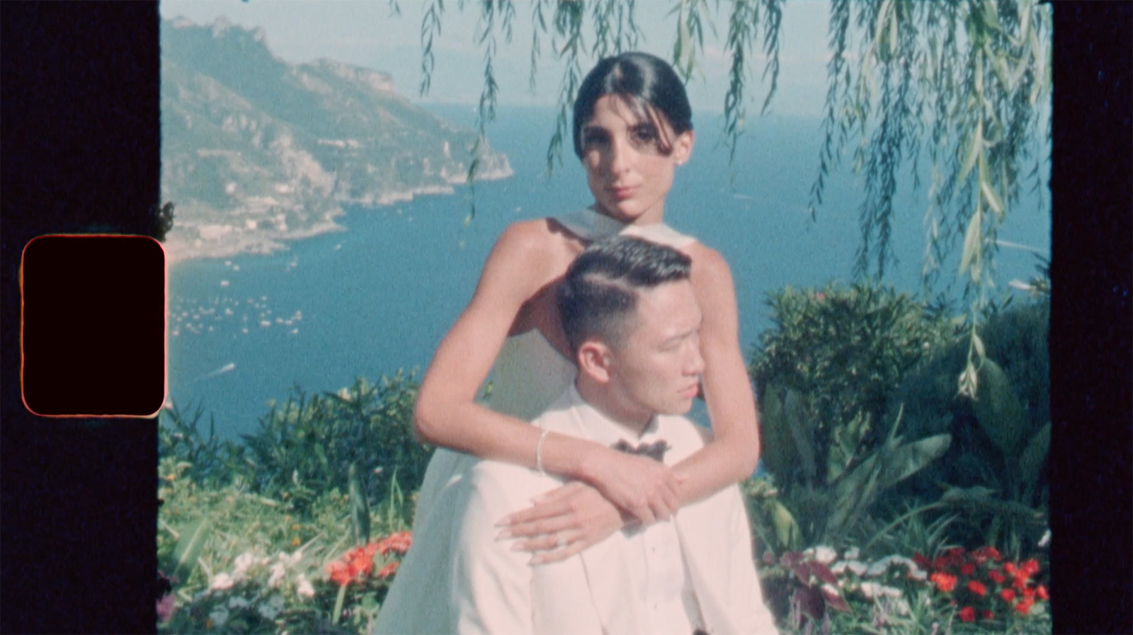 Un frame del matrimonio a Ravello di Dibba e Andrea